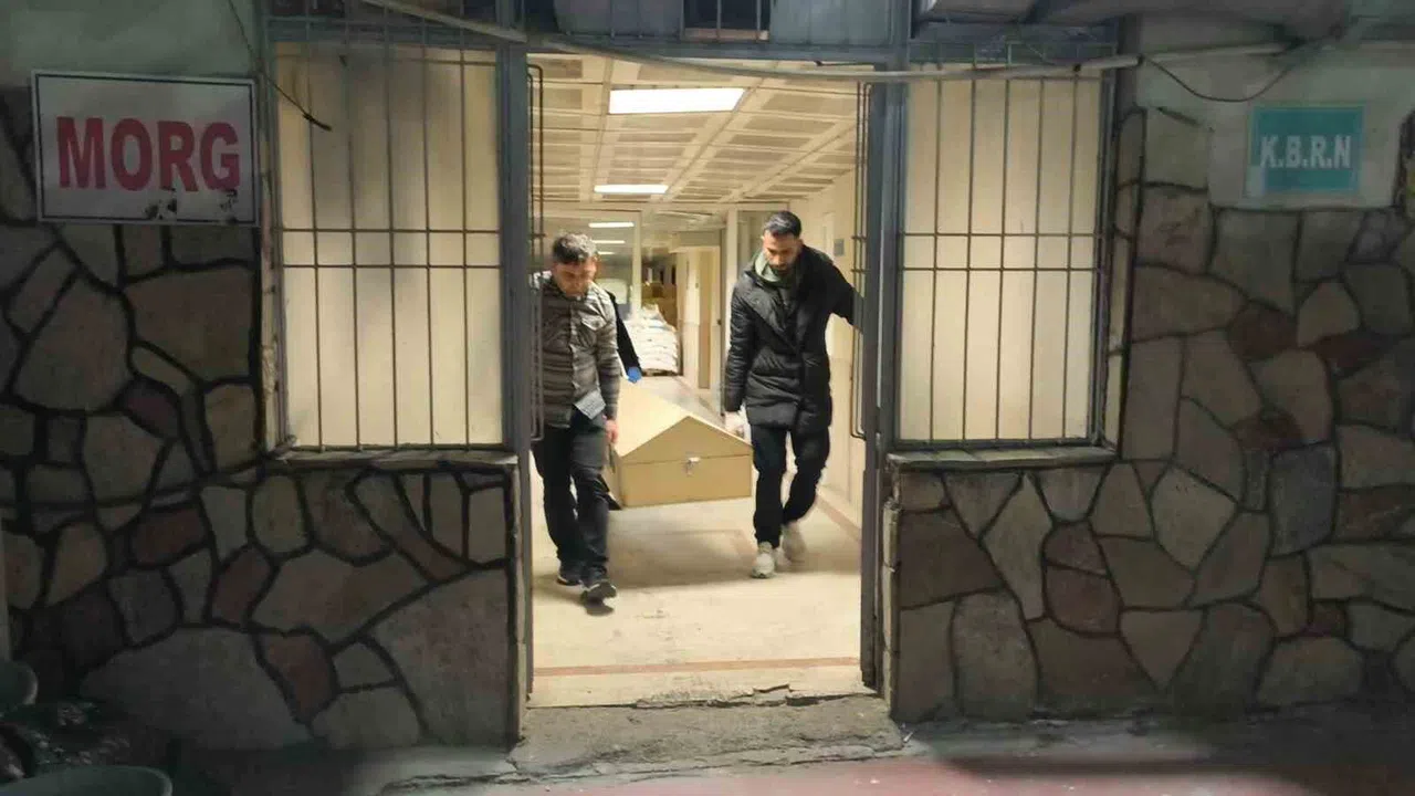 Arkadaşının Oğlu Tarafından Bıçaklanan Adam Hayatını Kaybetti