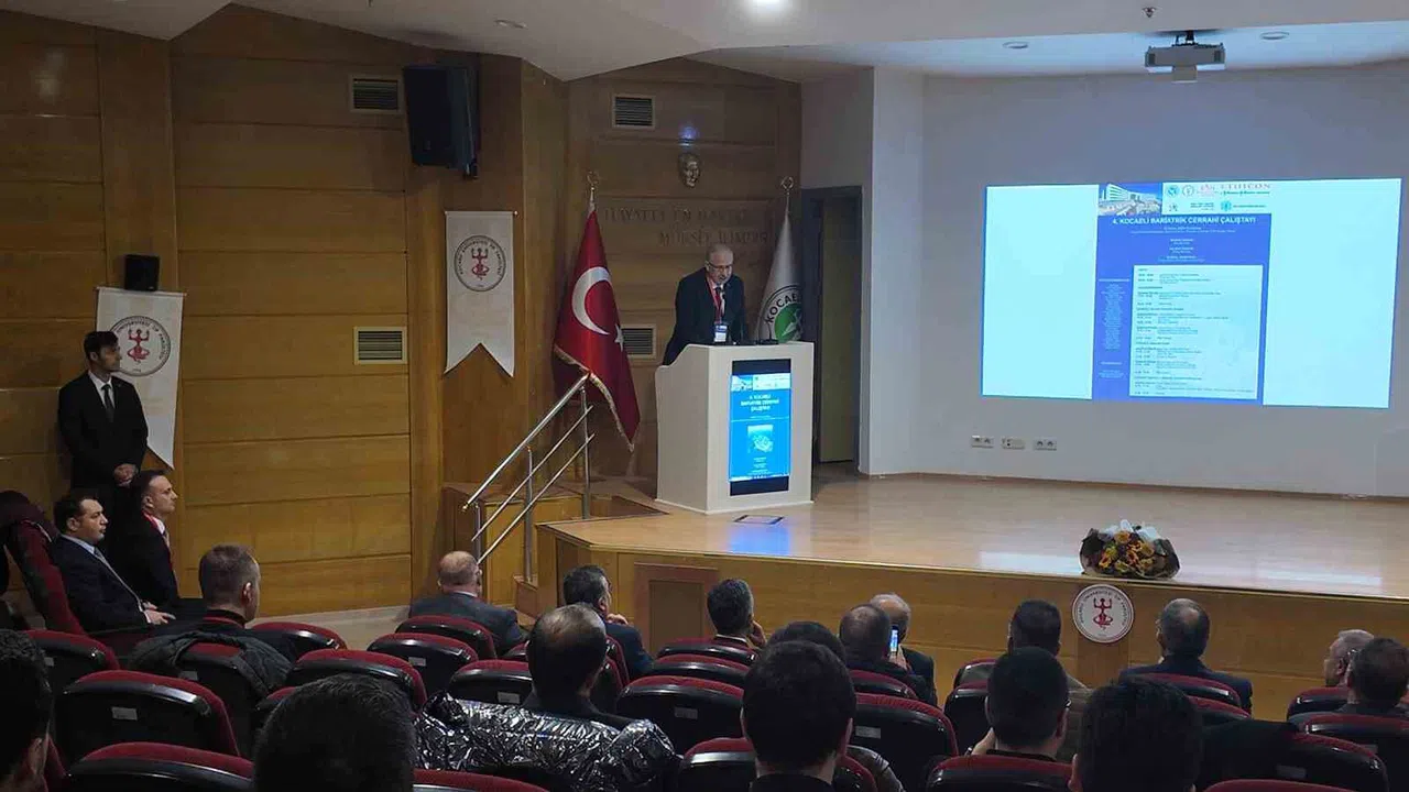 Uzmanlar Uyarıyor: "Obezite Kansere Yol Açıyor"