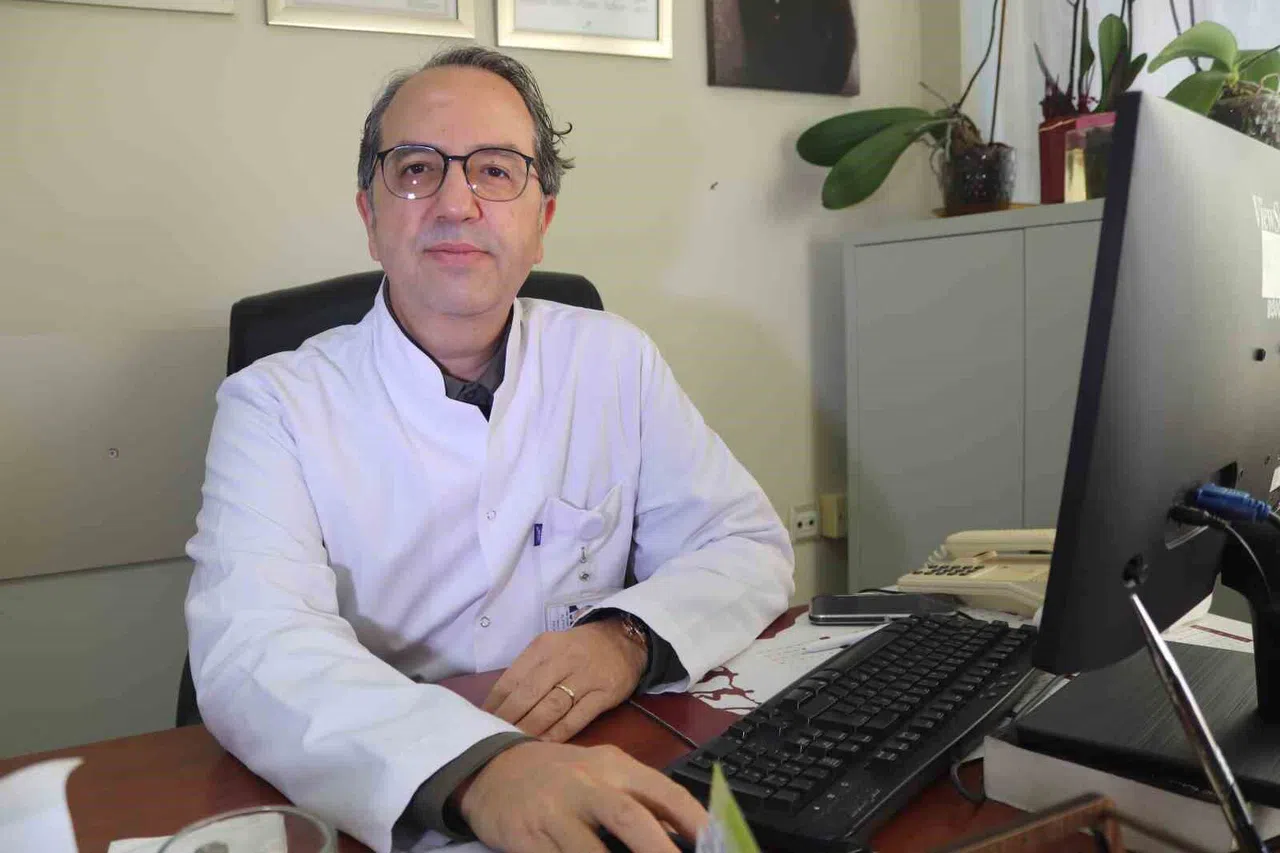 Prof. Dr. Alper Şener: “El, Ayak, Ağız Hastalığı Ciddi Bir Risk Oluşturmaz”