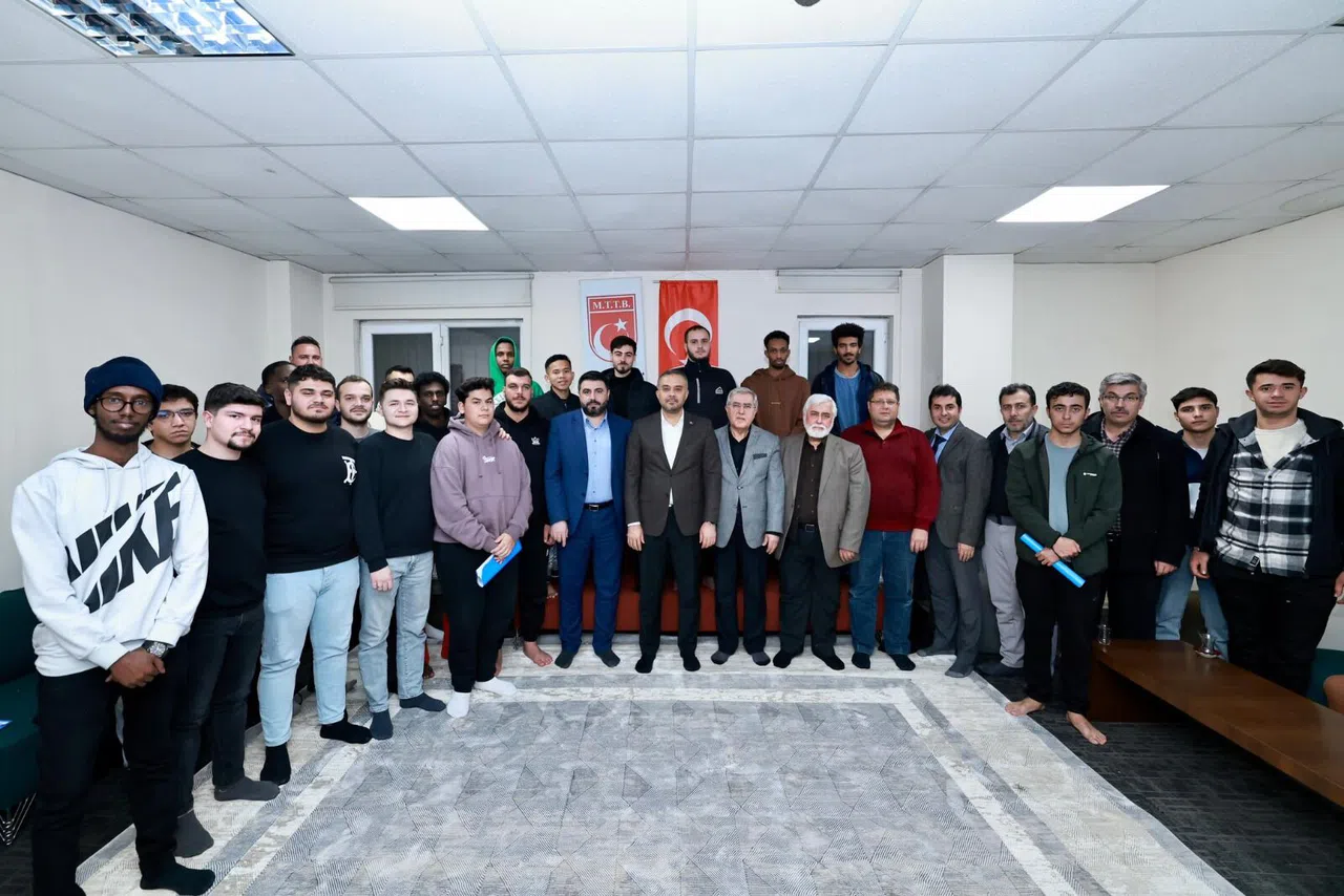 Başkan Toptaş, Birlik Vakfı Kahramanmaraş Şubesine Konuk Oldu