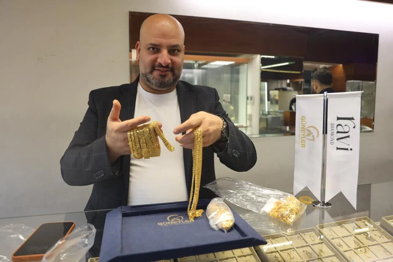 Piyasalardaki Sahte Dolar Söylentisi Altına Olan Rağbeti Arttırdı