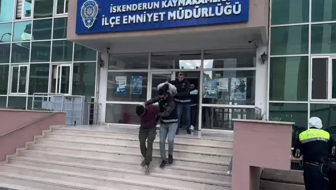 Uyuşturucu taciri 2 şahıs tutuklandı