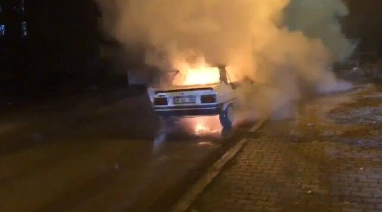 Kahramanmaraş’ta Otomobil Yangını