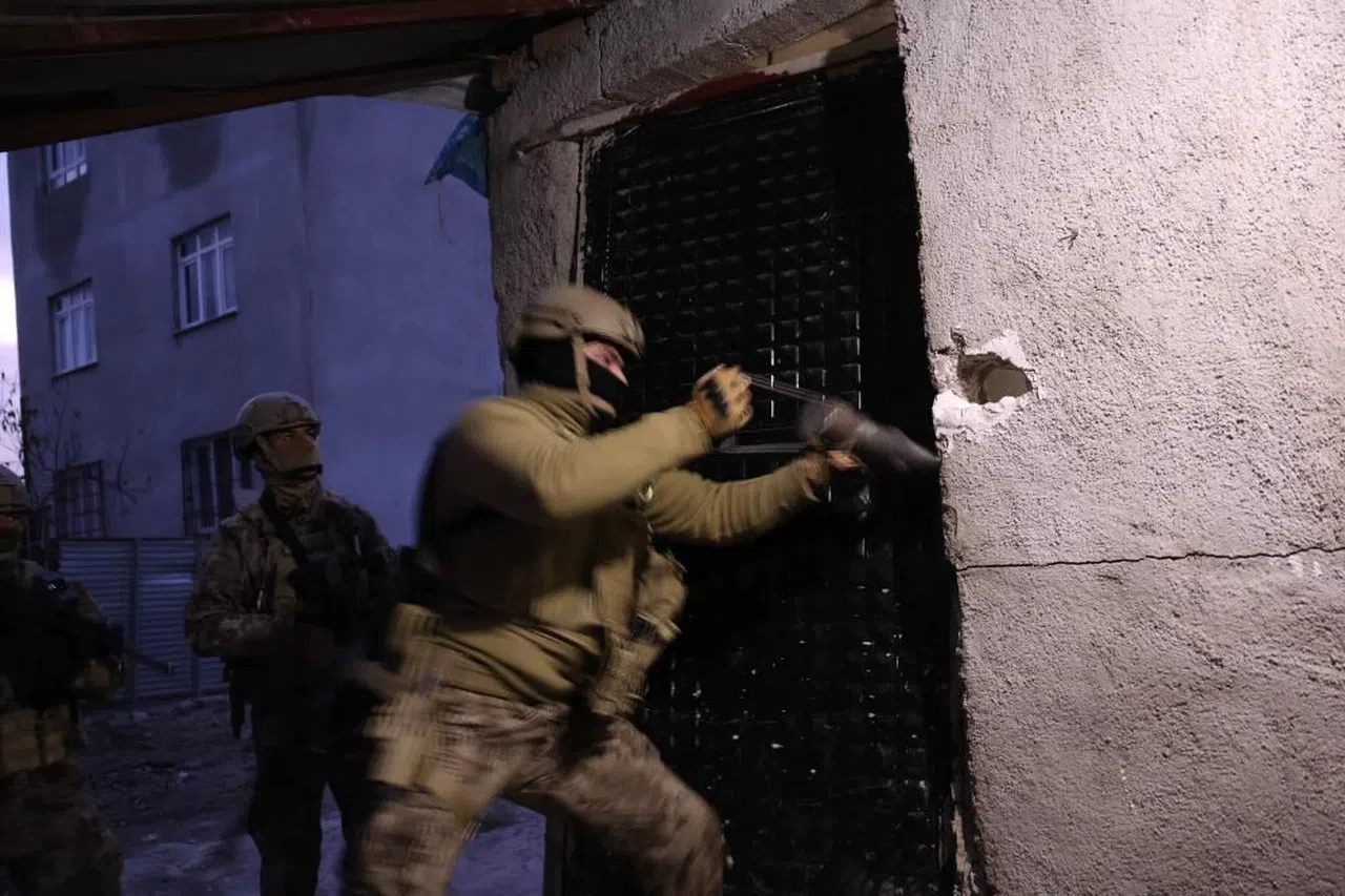 Torbacılara Şafak Operasyonu: 25 Gözaltı Kararı