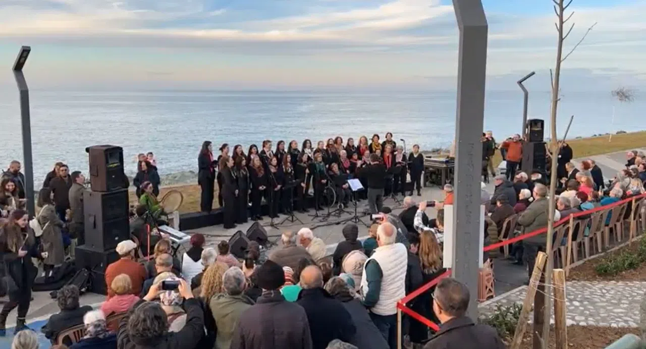 Şehit Cenazesi Sırasında Konserli Anıt Açılışı Yaptılar