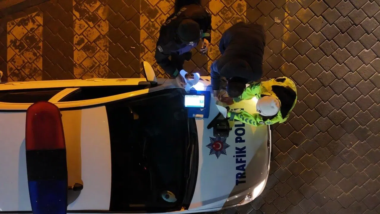 "Abla Yapma" Sözleri Cezadan Kurtaramadı