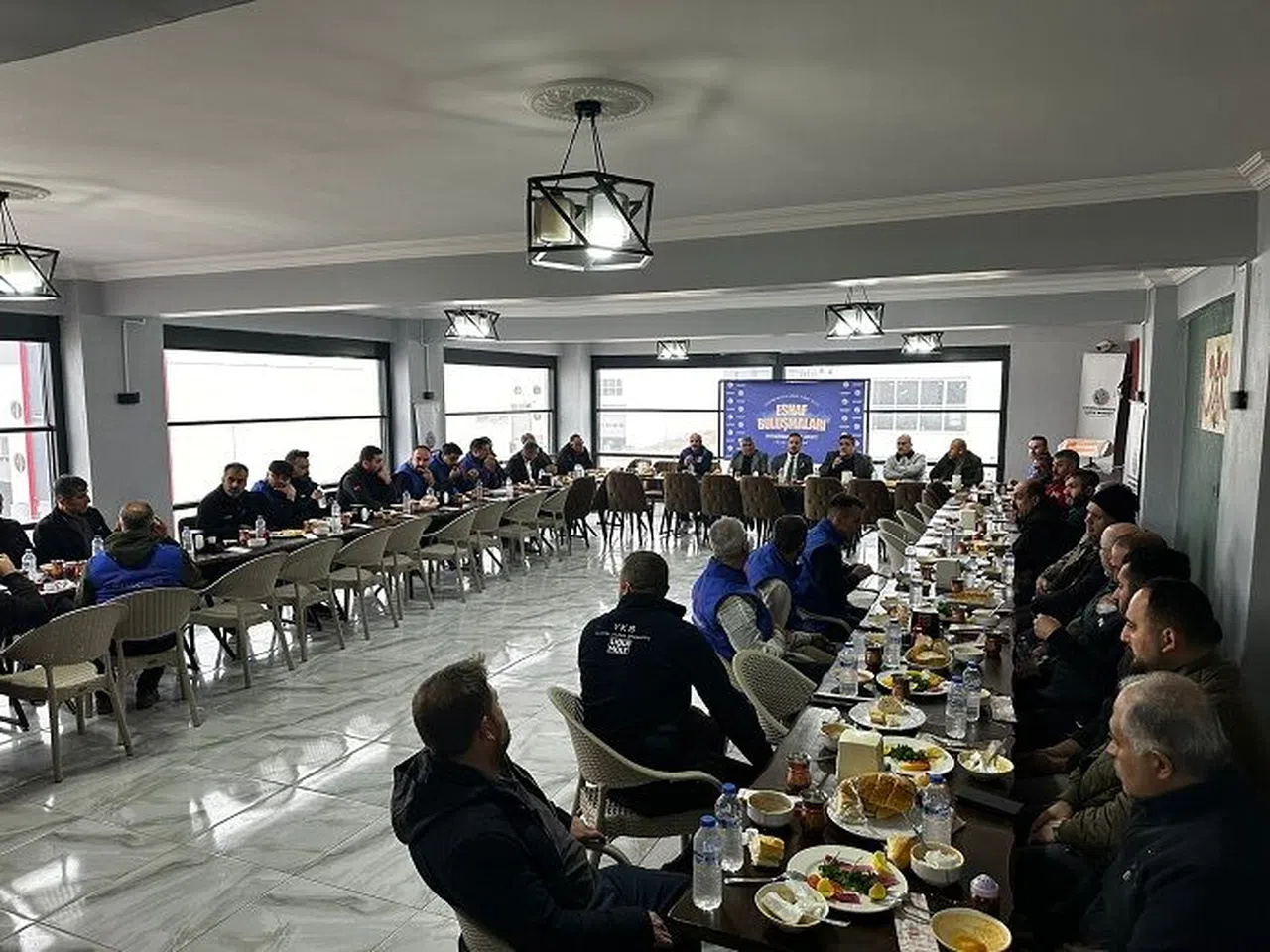 Ahilik Hareketi Derneği Küçük Sanayi Sitesinde Esnaflarla Çorba’da  Buluştu