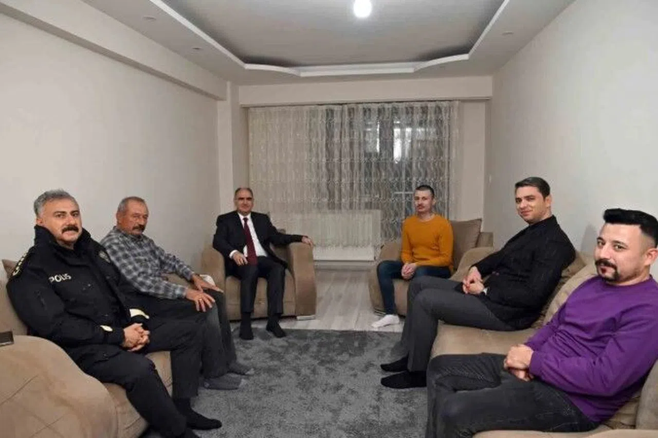 Suriye’deki Hapishaneden Kurtarılan Gencin Ailesinden Duygu Dolu Teşekkür