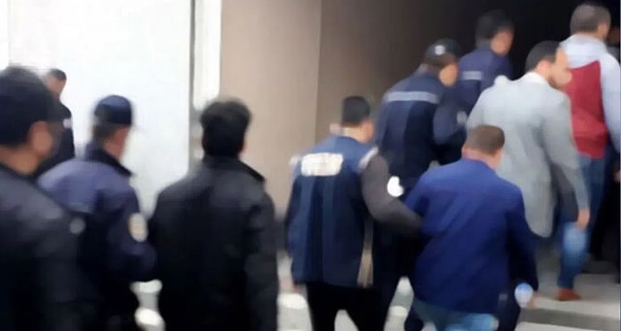 7 İlde FETÖ Operasyonu: 19 Gözaltı