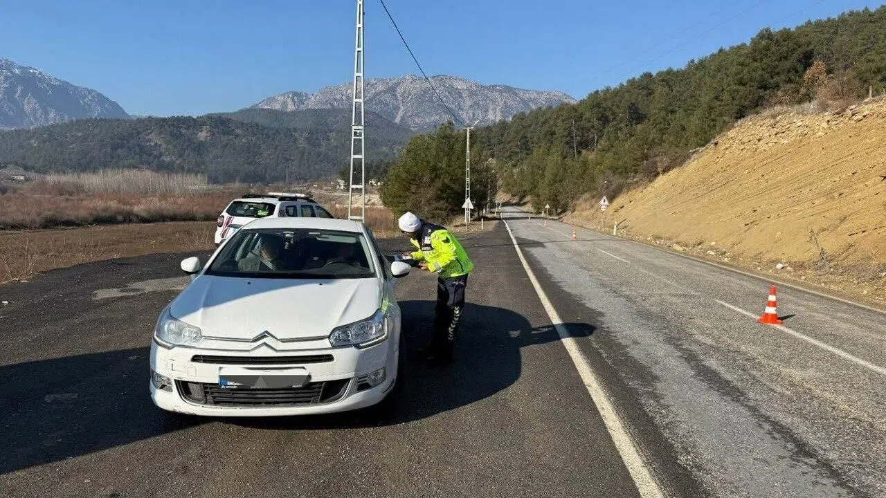 Kahramanmaraş'ta Jandarmadan Rekor Ceza: 740 Araç İhlali, 2 Milyon TL Ceza!