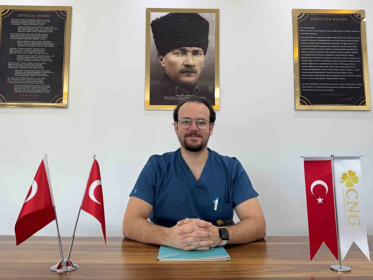 Uzmanlardan Uyarı, Aile Bireyleri Diş Fırçalarını Aynı Yerde Tutmasın