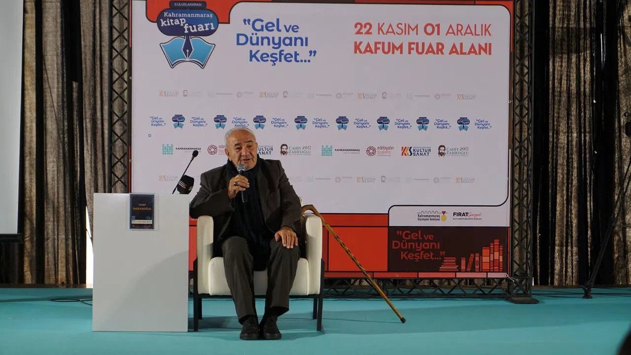 Kitap Fuarı’nın Son Gününde Birbirinden Değerli 3 İsim Vatandaşlarla Buluştu