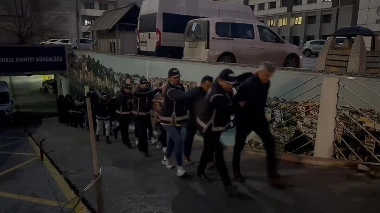 Yenidoğan Çetesine Yönelik Yeni Soruşturmada Gözaltına Alınan 14 Şüpheli Adliyeye Sevk Edildi