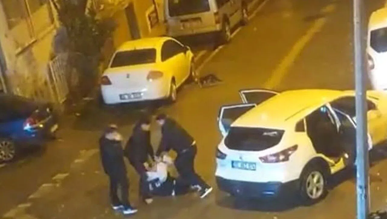 Magandalar bir genci darp edip kaçırmak istedi