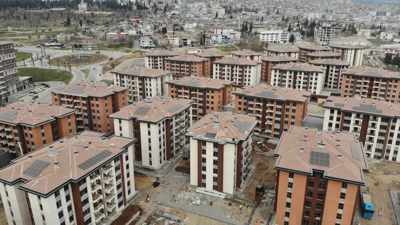 Ebrar Sitesi'ne son dokunuşlar