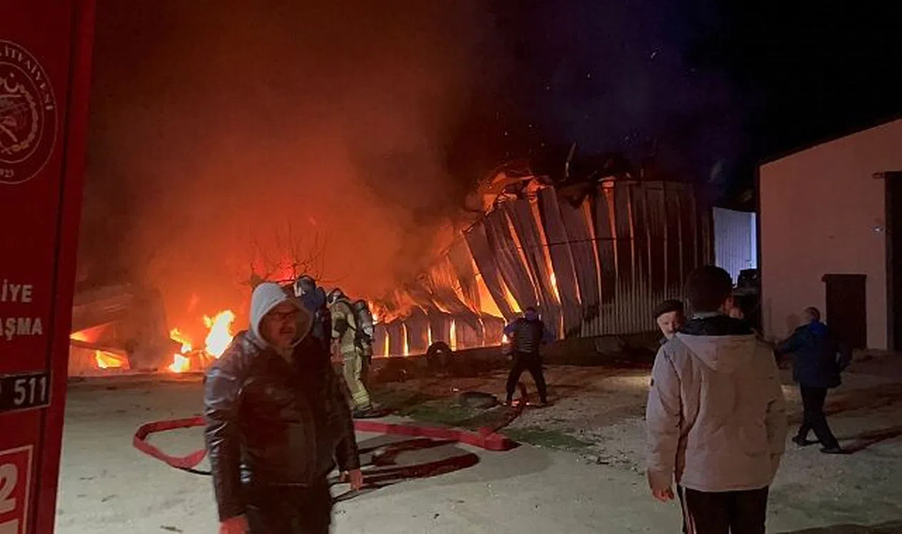 Ses sistemi üzerine faaliyet gösteren fabrika küle döndü