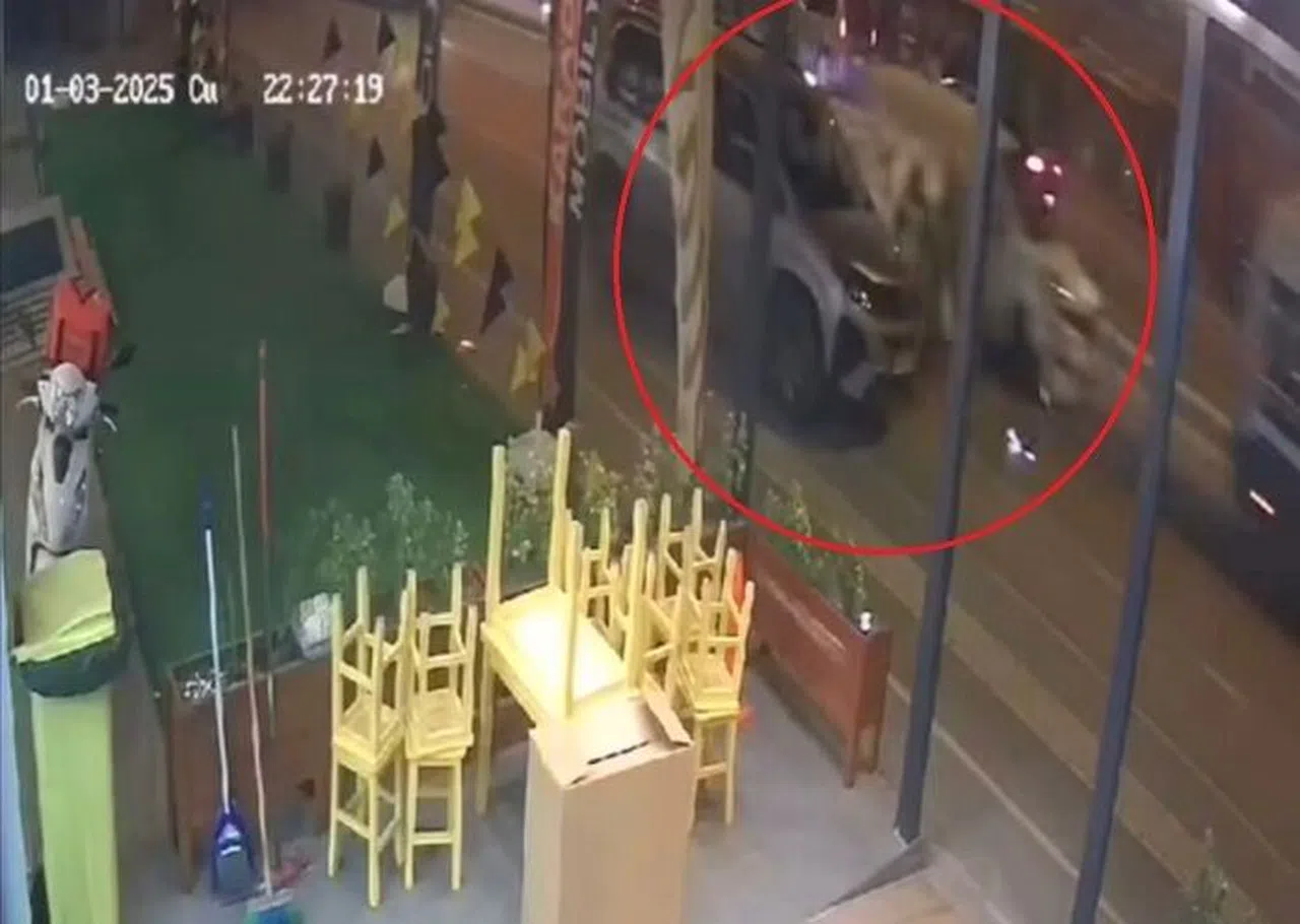Makas Atan Sürücü Böyle Kaza Yaptı