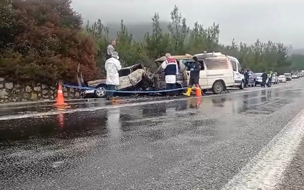 Kazada Can Pazarı: 1 Kişi Yanarak Öldü, 3 Kişi Yaralandı