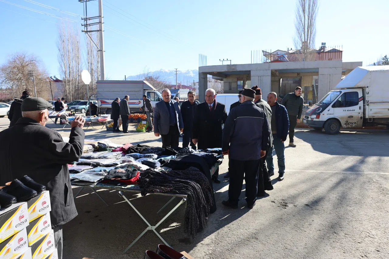 Başkan Cüce Esnafla Buluştu