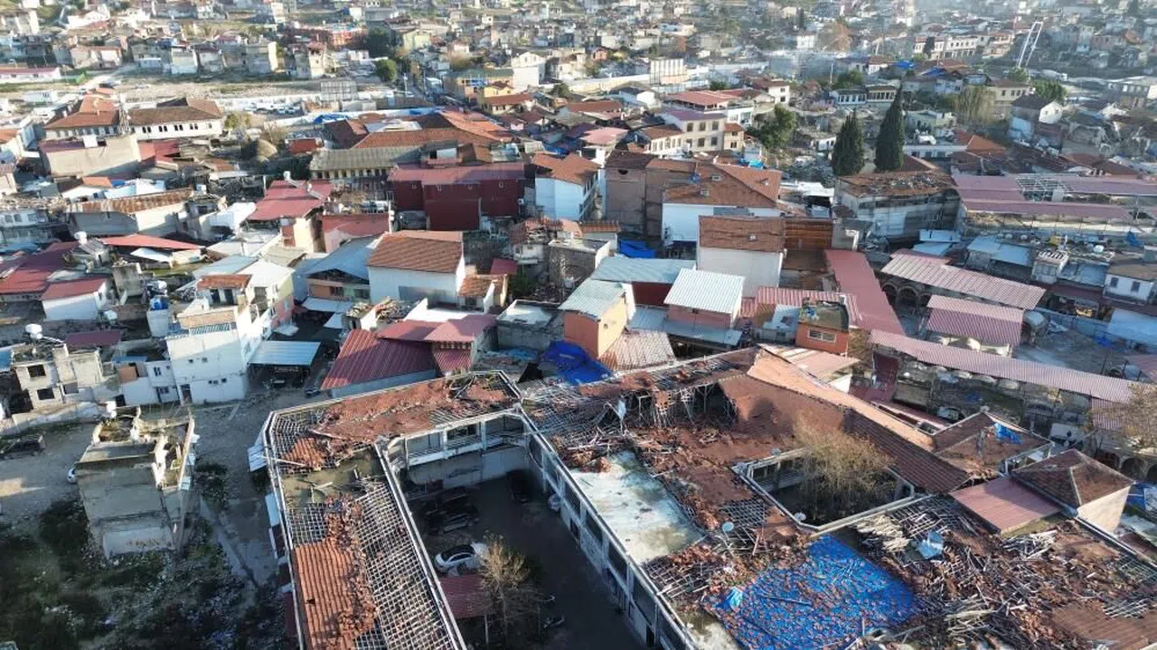 Afetzede Vatandaşların Yeni Yıldan Tek Beklentisi Sıcak Yuvalarına Kavuşmak