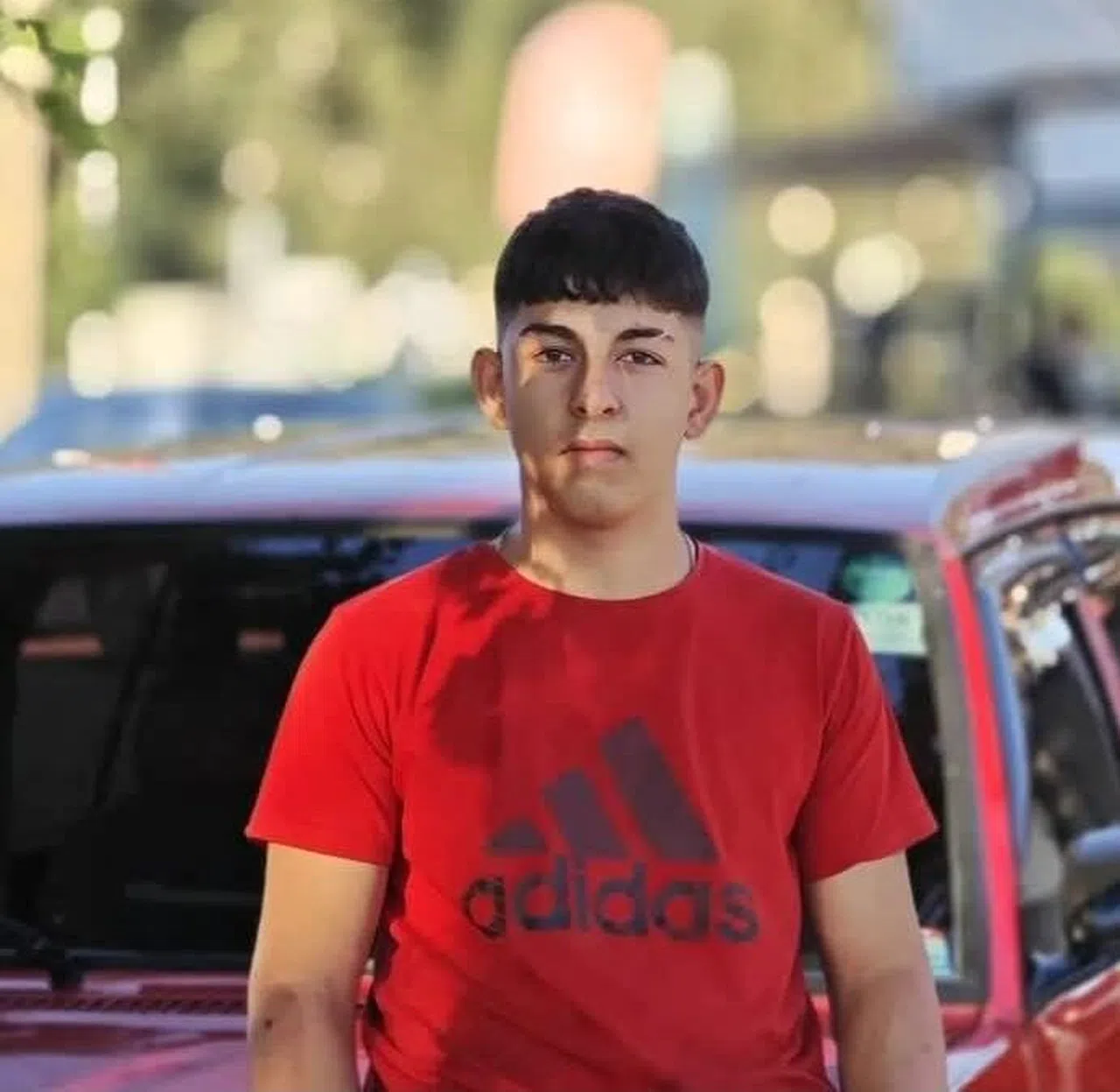 15 Yaşındaki Çocuğu Öldürüp, Cesedini Yol Kenarına Attılar