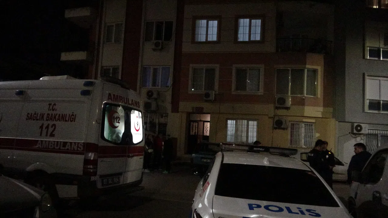 54 yaşındaki adam yalnız yaşadığı evde ölü bulundu