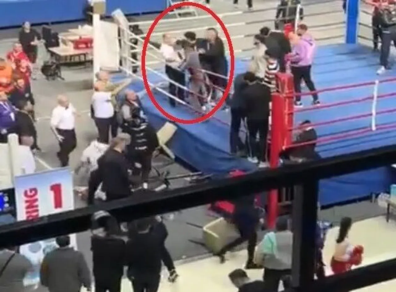 Kick boks maçında kavga ring dışına taştı