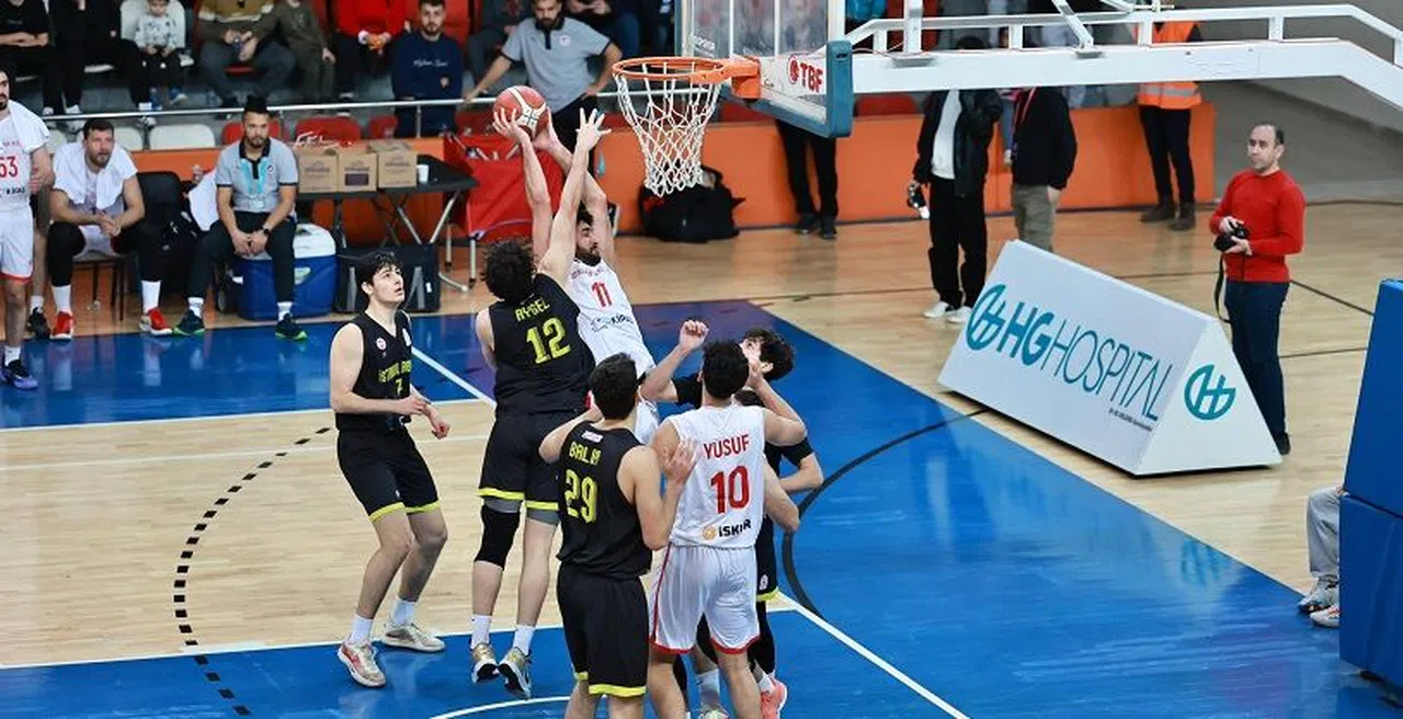 Kahramanmaraş İstiklal 8'de 8 Yaptı: 76-54