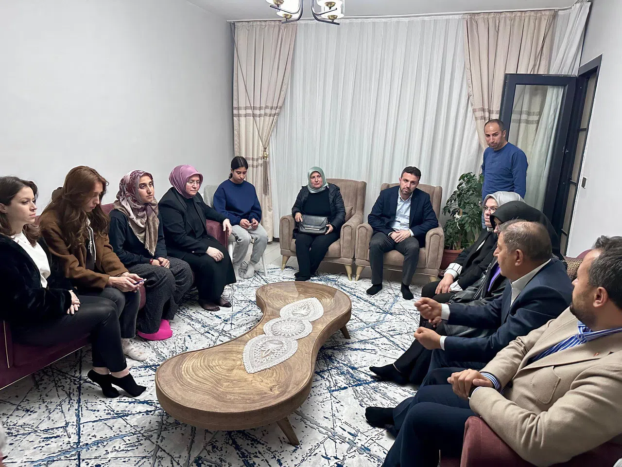 Köksal, "Depremzede Vatandaşlarımızı Yalnız Bırakmayacağız"