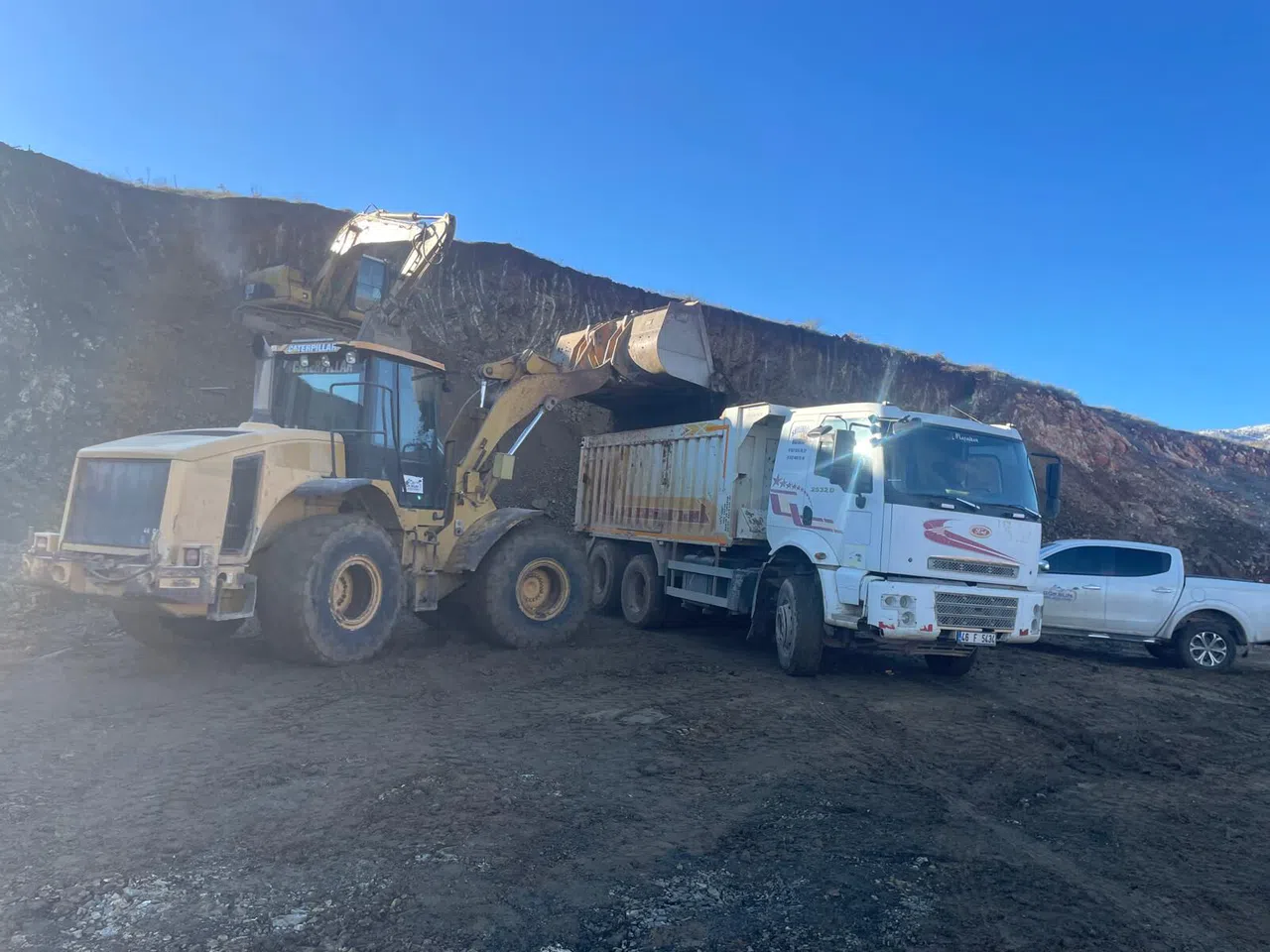 Göksun'da Yol İyileştirme Çalışmaları Devam Ediyor