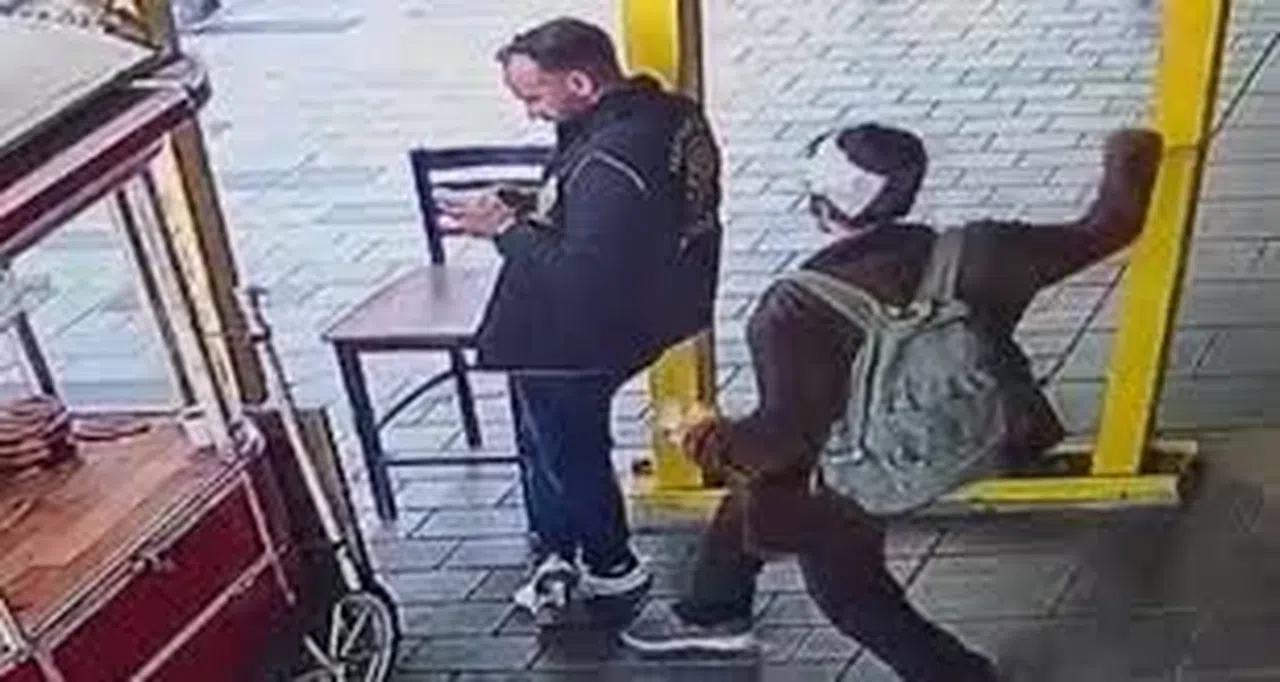 Polis memurunu ensesinden bıçaklayan sanık hakim karşısında!