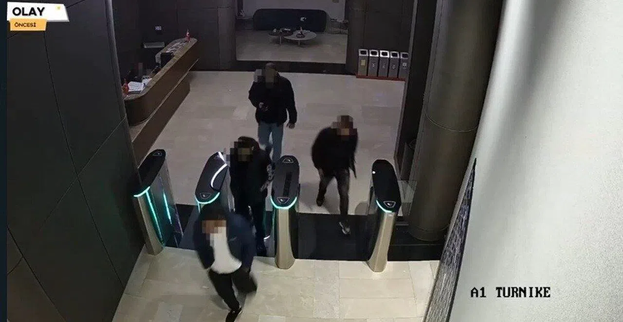 Sahte Polis Dehşeti: Evlerine Girdiler, Ellerini Kelepçeleyip Paraları Gasbettiler