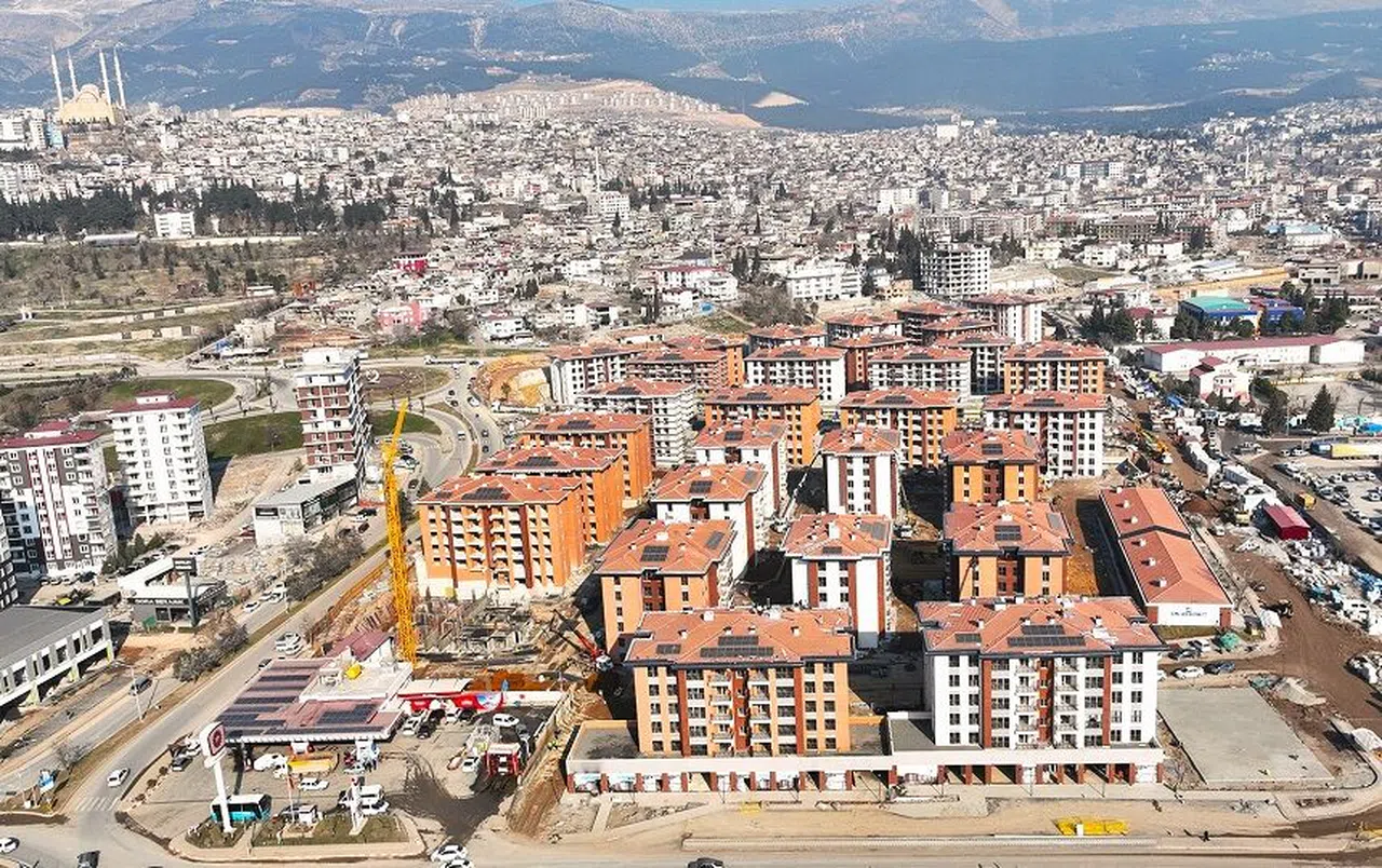 Kahramanmaraş'ın Kalbinde Modern Yapılar Yükseliyor!
