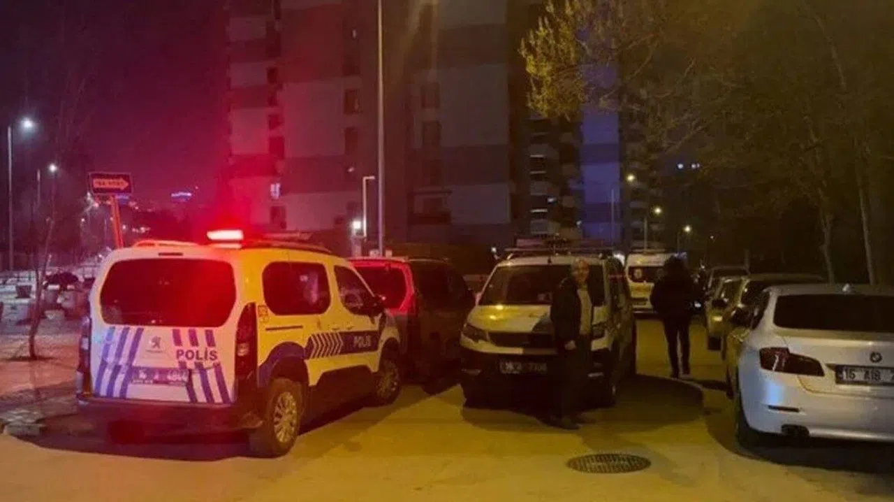 Adres sorduğu kişiyi "Ne demek adresi bilmiyorsun" deyip vurdu