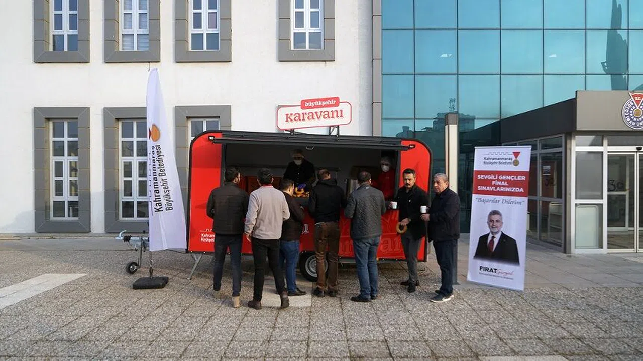 Kahramanmaraş'ta Sınav Haftasında Öğrencilere Sıcak İkram