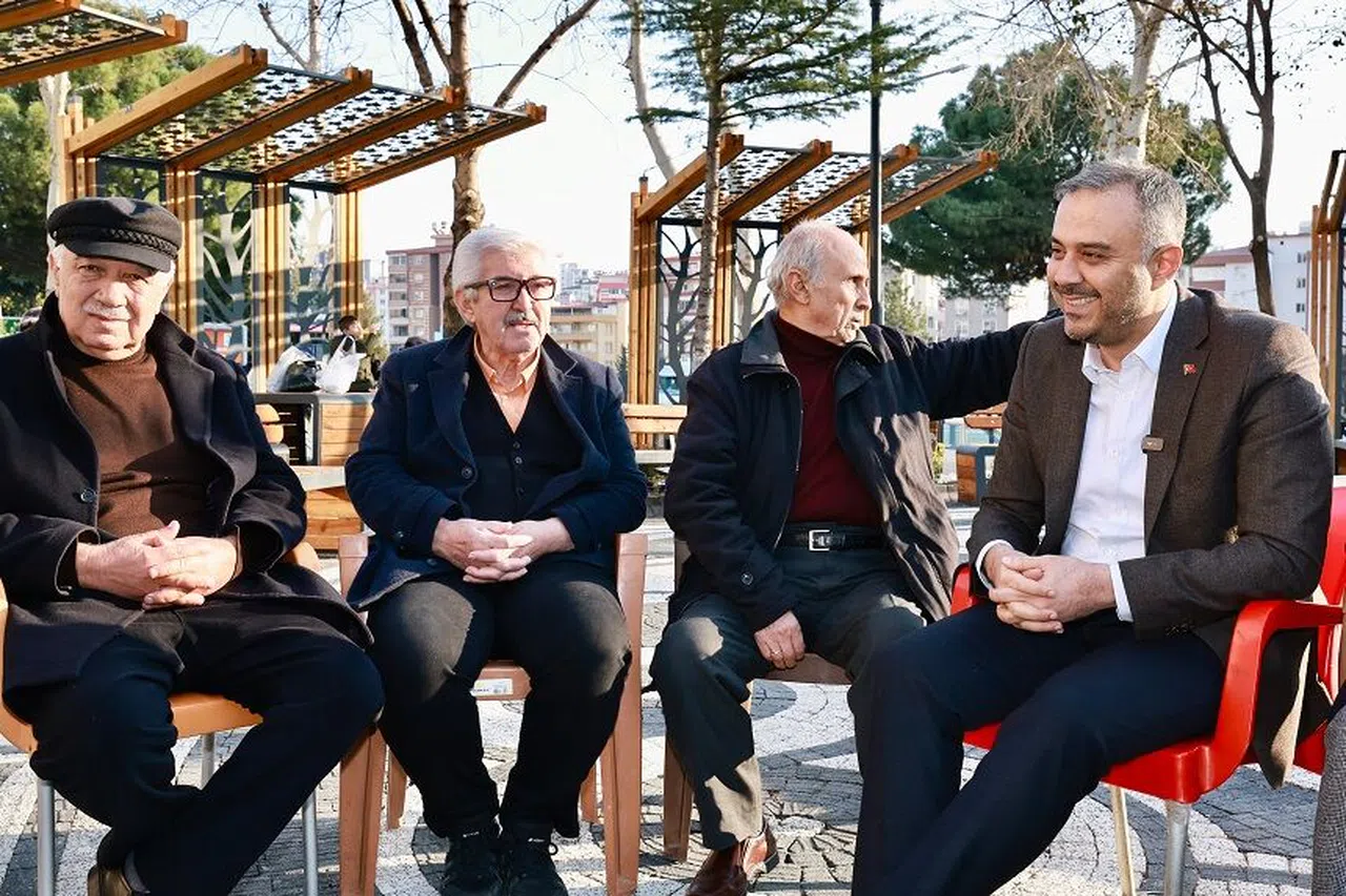 Başkan Toptaş, Çınarlı Bahçe Parkı’nda Vatandaşlarla Buluştu