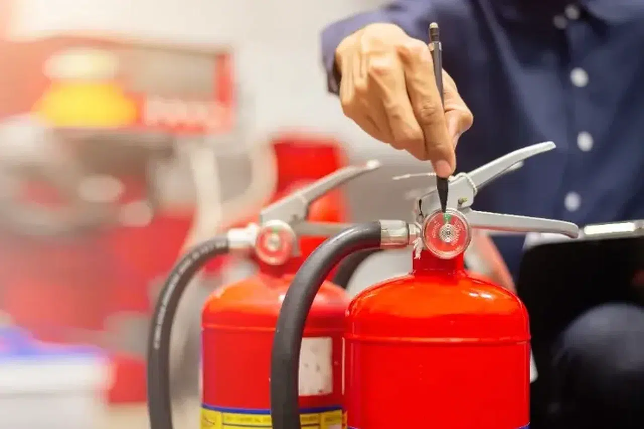 Yangın denetimlerinde 351 firmadan savunma istendi