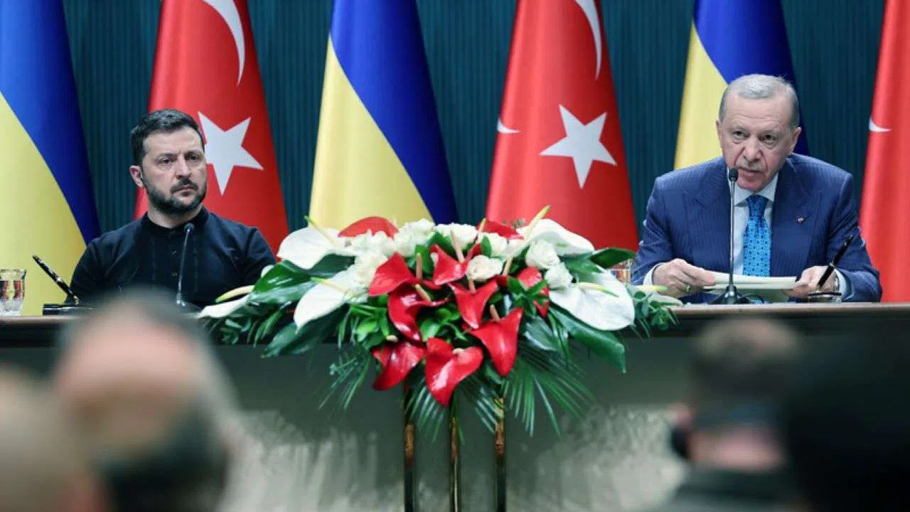 Cumhurbaşkanı Erdoğan: "Rusya-Ukrayna-ABD görüşmelerine ülkemiz ideal bir ev sahibi olacaktır"