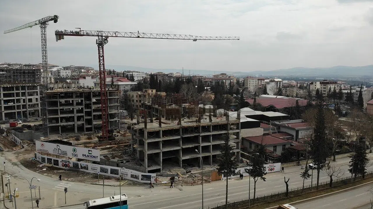 Kahramanmaraş şehir merkezinde yeniden inşa süreci