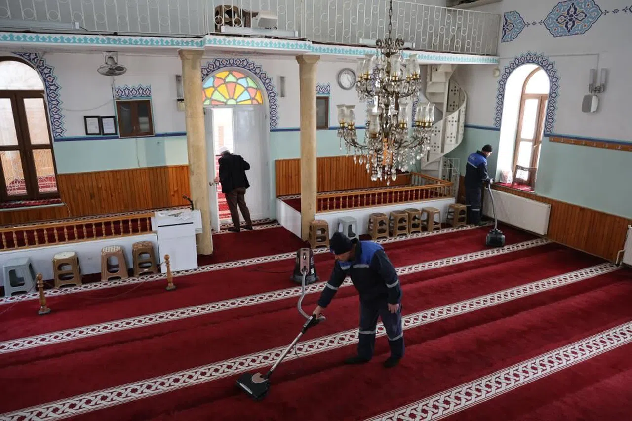 Kahramanmaraş'ta Ramazan hazırlığı, camilerde temizlik seferberliği
