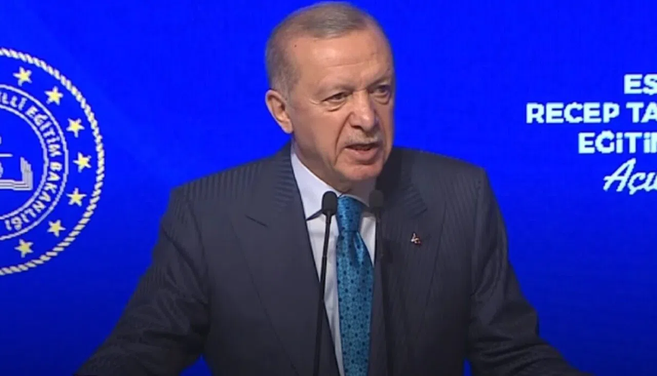 Cumhurbaşkanı Erdoğan: ''Sosyal medyaya yaş sınırı gelebilir''
