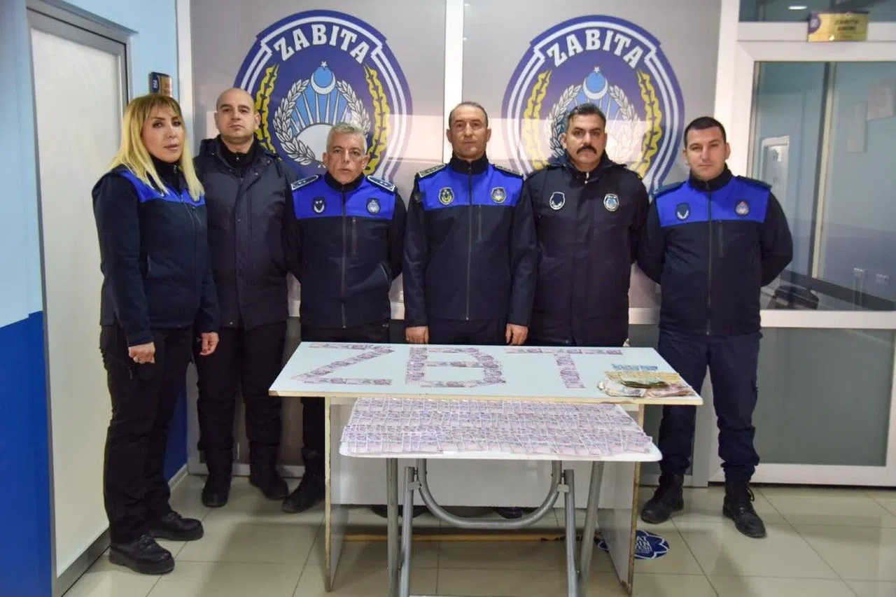 "Depremzedeyim" diyerek vatandaşları kandıran dilencinin üzerinden 35 bin lira çıktı