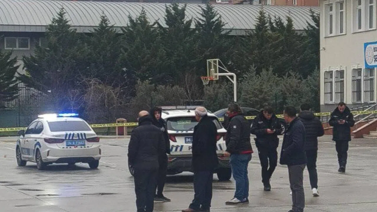 Site yönetim toplantısında silahlı kavga: 3 yaralı