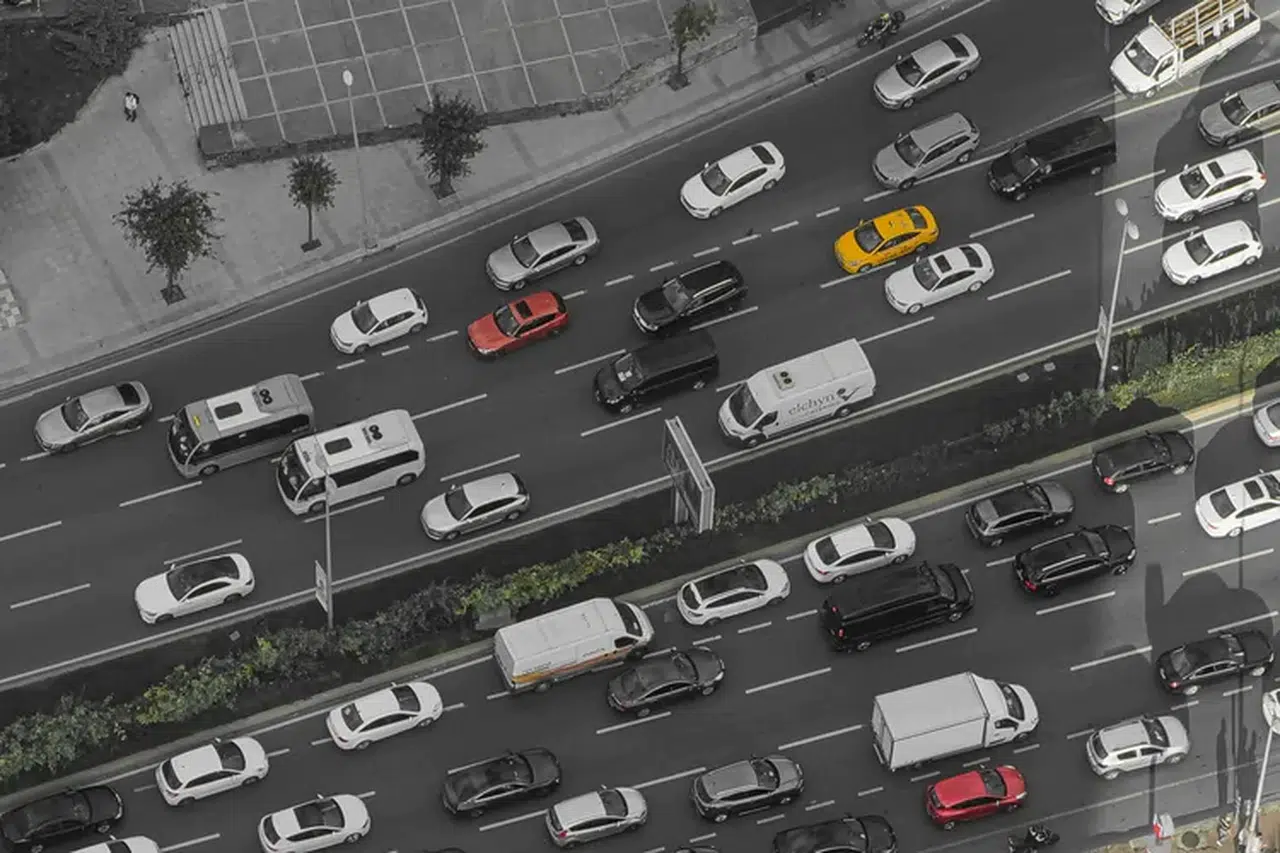 Kent içi trafik alarm veriyor! Yoğunluğu hafifletmek mümkün mü?