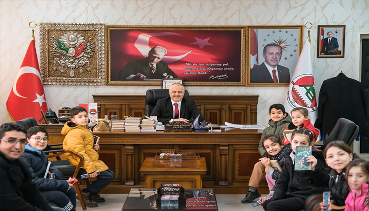 Tufan Paşa İlköğretim Okulu "Bir Kitap Bir Ayraç"