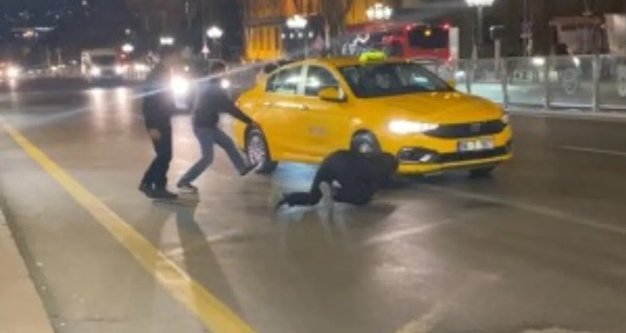 Ankara’da taksileri durdurup şoförlere saldırdılar