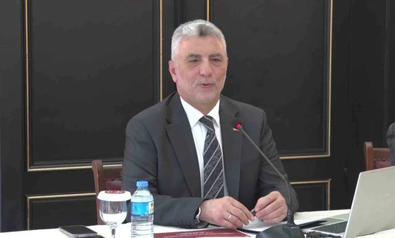 Ticaret Bakanı Bolat: "28 Şubat günlerini hatırlatan bir çıkış"