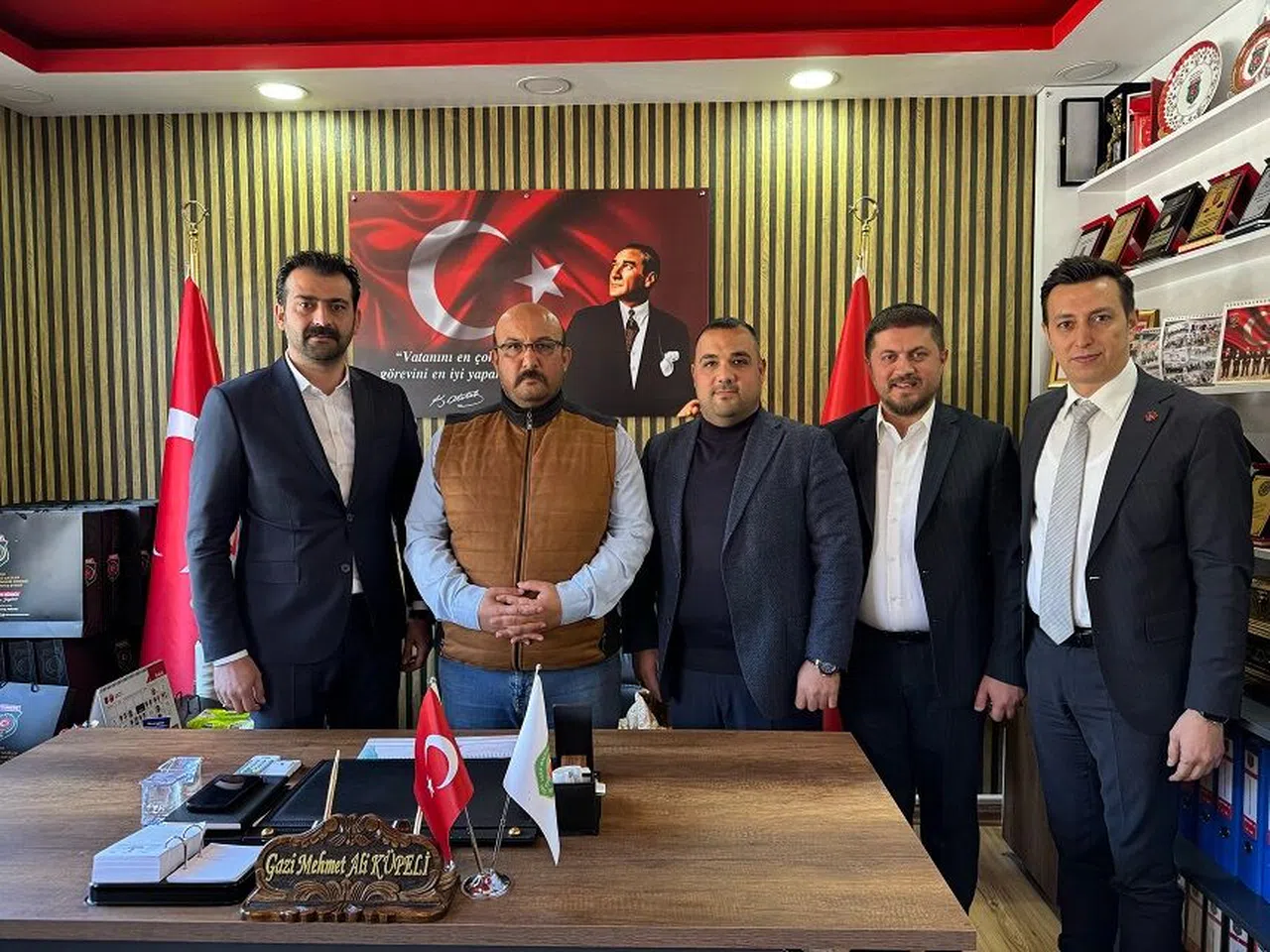 İş İnsanı Mesut Şahinkanat’tan Anlamlı Destek: Bahçeli’nin Çağrısına Kayıtsız Kalmadı