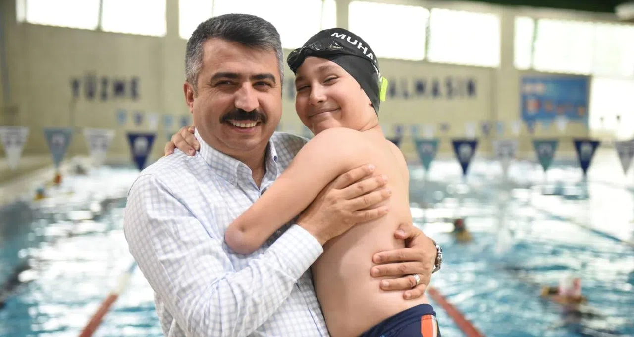 Tek koluyla şampiyonluğa kulaç atıyor