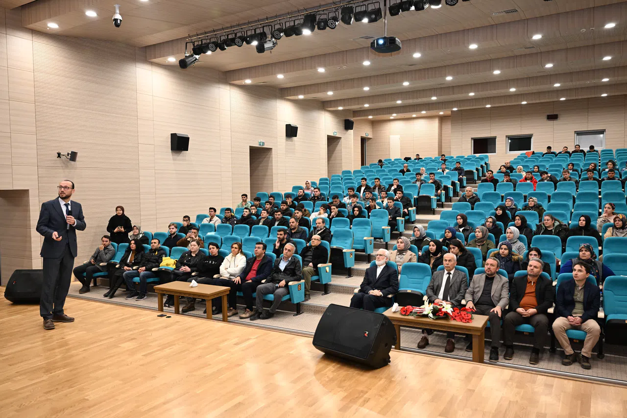 KSÜ’de "Suriye İzlenimleri ve Sorumluluklarımız" Konulu Konferans Düzenlendi